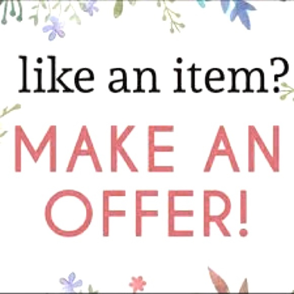 😊💕MAKE AN OFFER 💕😊